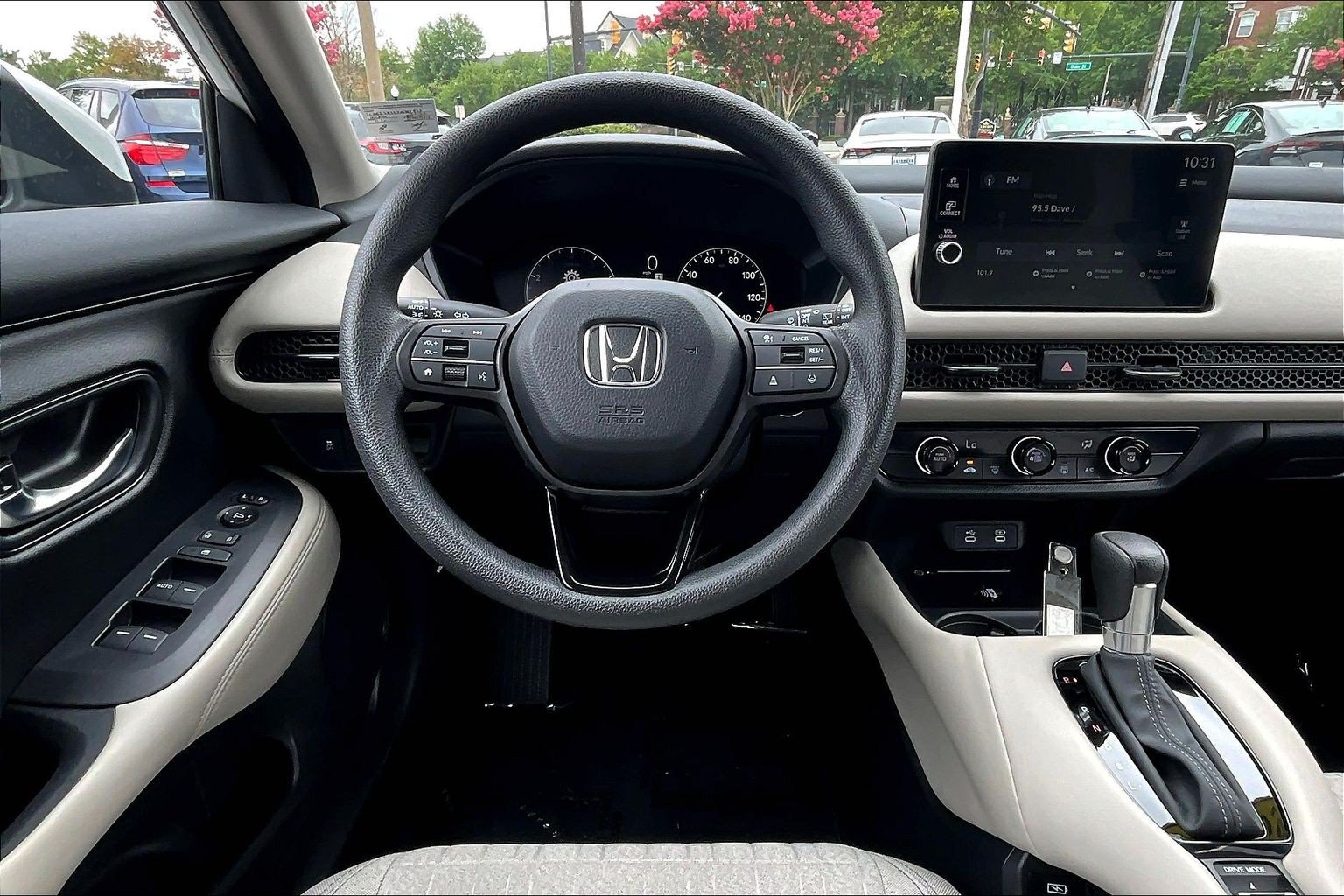 Used 2026 Honda HR-V LX image 5