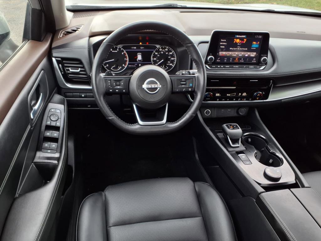 Used 2022 Nissan Rogue SV w/ SV Premium Package AWD/4WD image 9