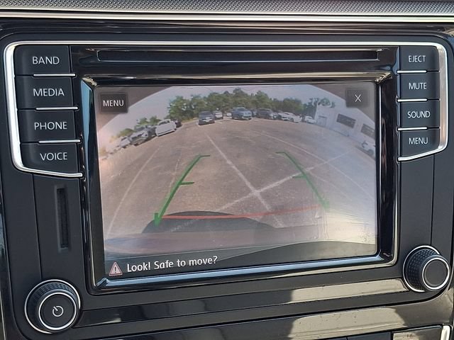 Used 2017 Volkswagen Passat 1.8T SE w/ SE Lighting Package FWD image 18