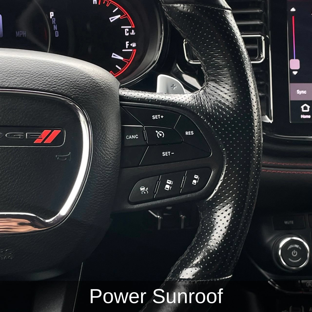 Used 2024 Dodge Durango GT RWD image 13