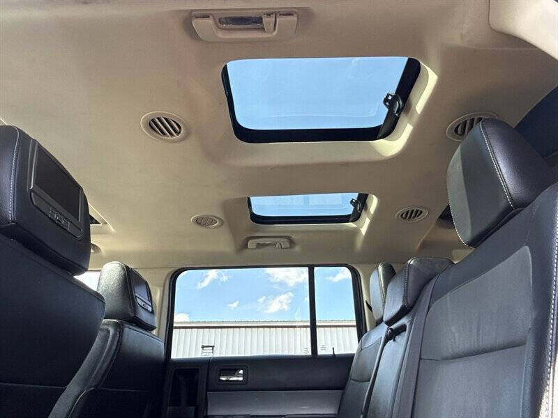 Used 2014 Ford Flex Limited w/ Equipment Group 303A AWD/4WD image 38