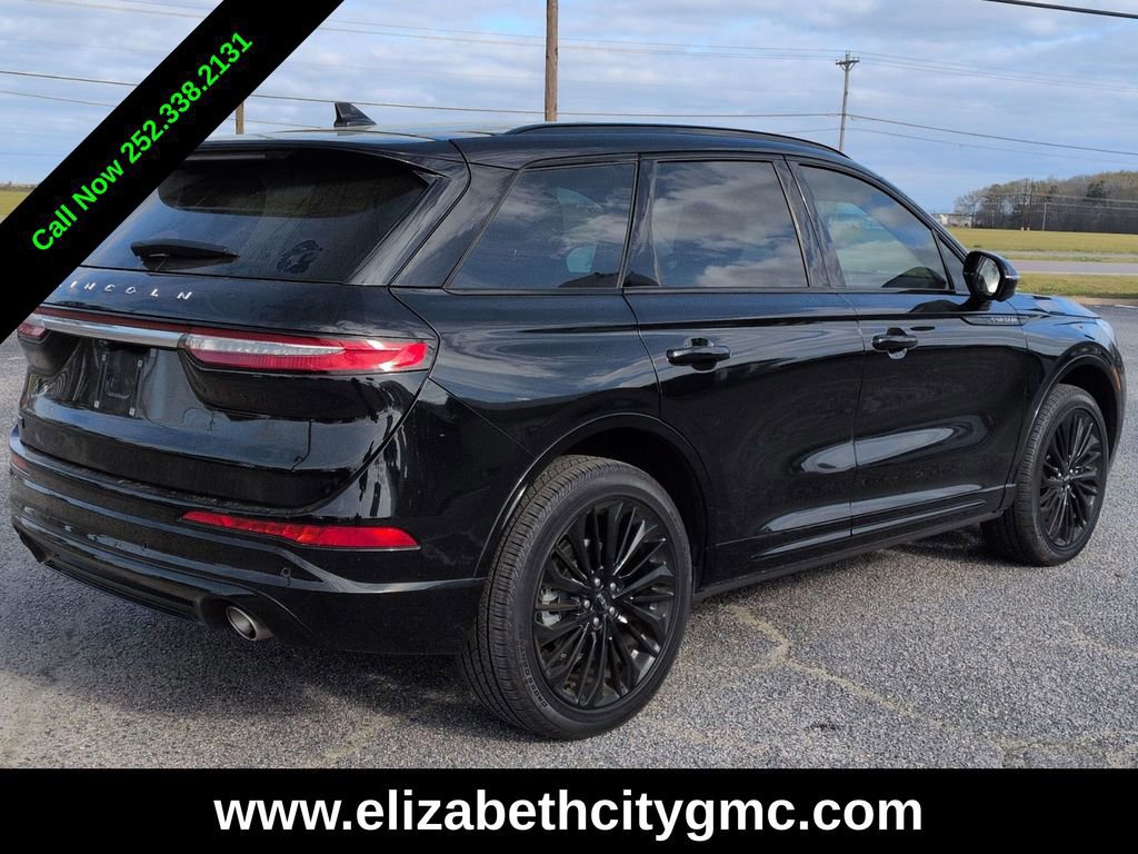 Used 2025 Lincoln Corsair Reserve w/ Equipment Group 202A image 4