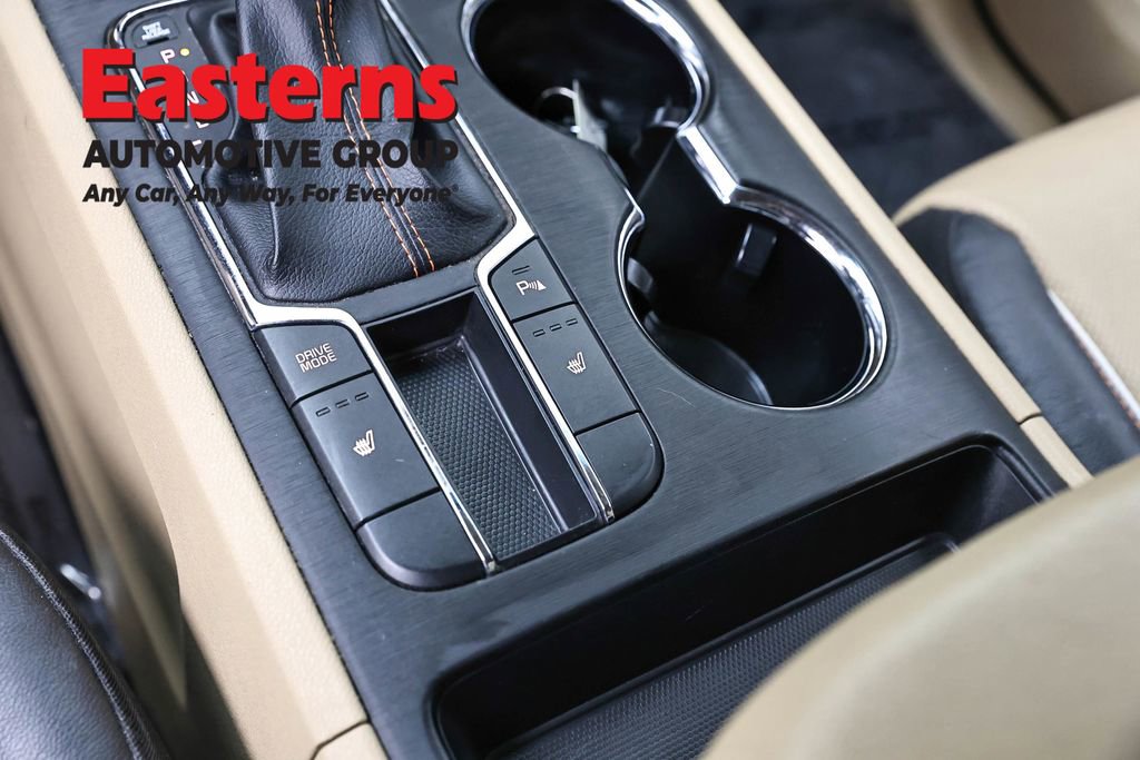 Used 2021 Kia Sedona EX image 21