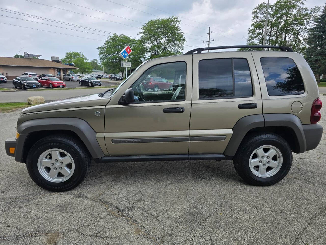 Used 2006 Jeep Liberty Sport AWD/4WD image 5