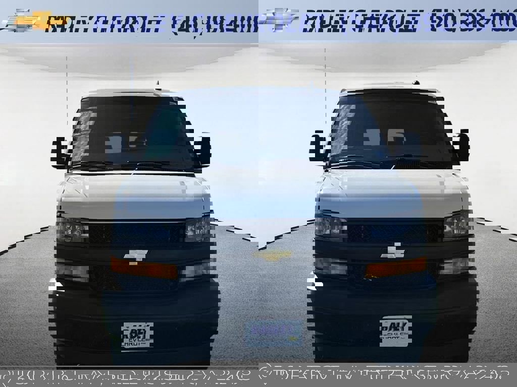 Used 2022 Chevrolet Express 2500 Extended image 18