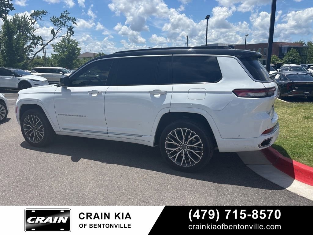 Used 2025 Jeep Grand Cherokee L Summit AWD/4WD image 5