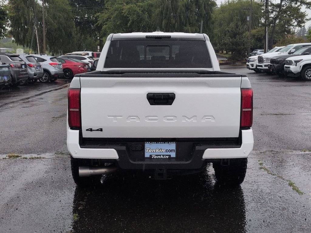 Used 2024 Toyota Tacoma TRD Sport w/ TRD Sport Upgrade Package AWD/4WD image 4