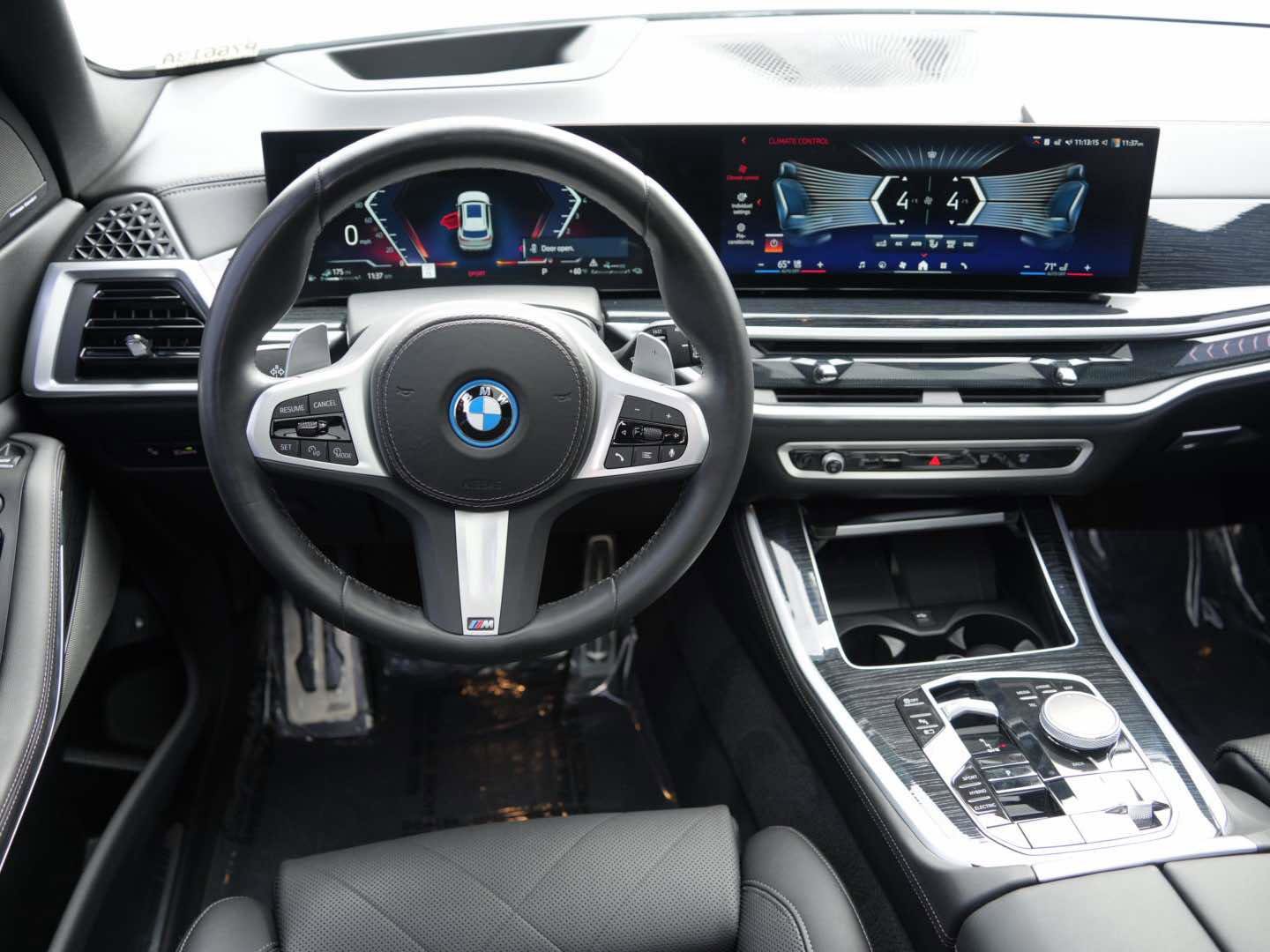 Certified 2024 BMW X5 xDrive50e w/ M Sport Package image 9