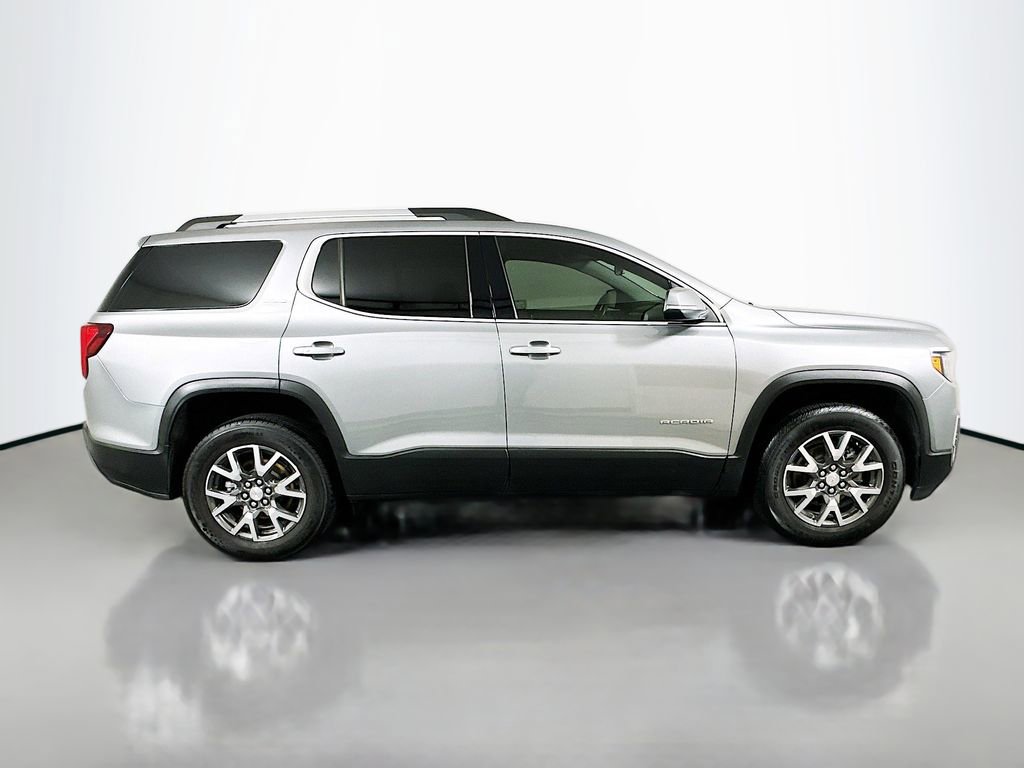 Used 2023 GMC Acadia SLE w/ Driver Convenience Package FWD image 4