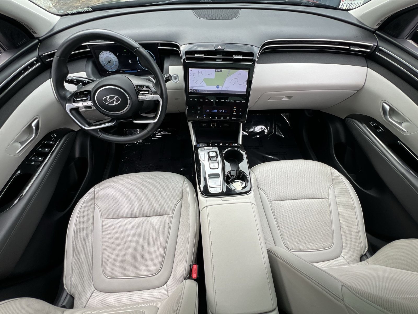 Used 2022 Hyundai Tucson Limited w/ Cargo Package AWD/4WD image 13