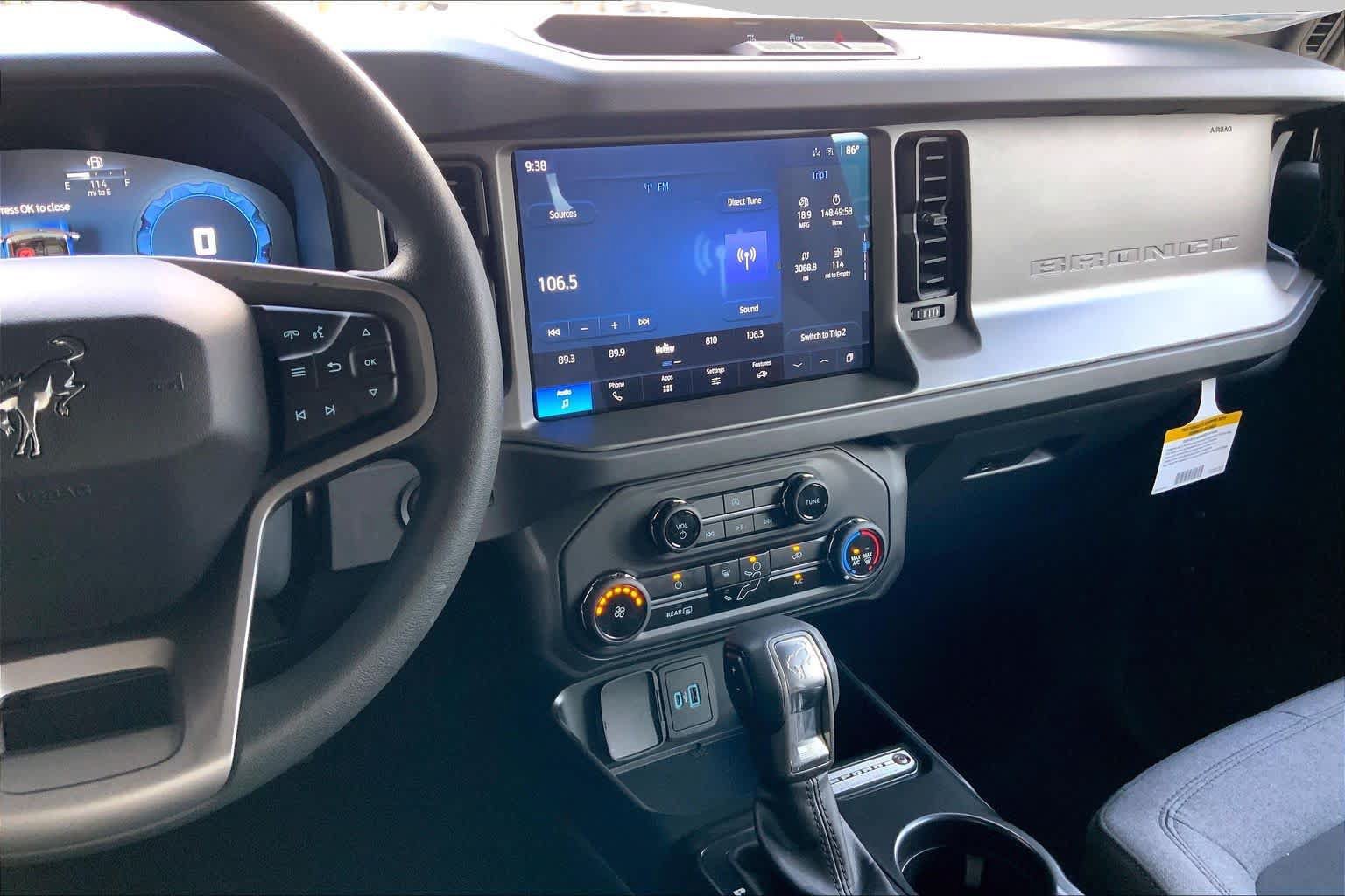 New 2025 Ford Bronco 2-Door AWD/4WD image 6
