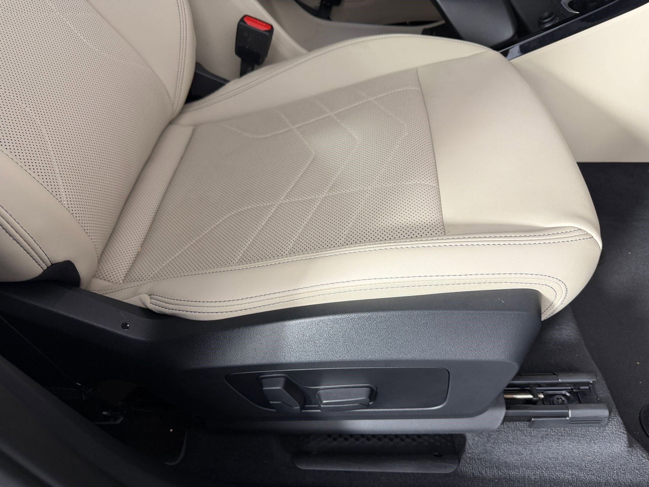 Certified 2023 BMW X1 xDrive28i w/ Convenience Package AWD/4WD image 32