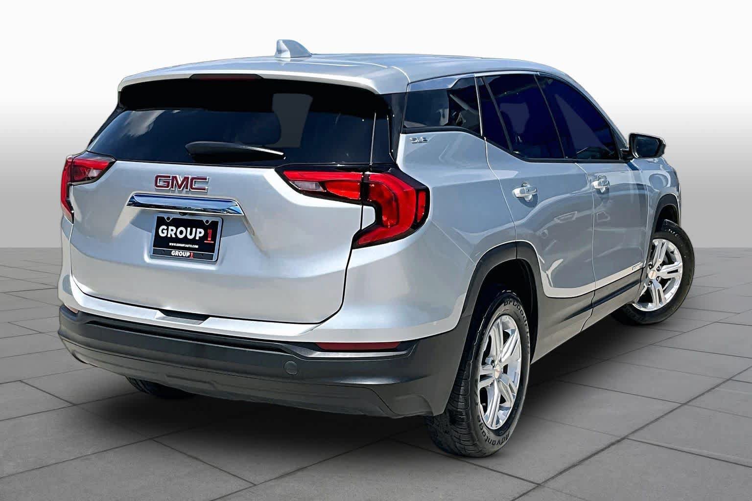 Used 2020 GMC Terrain SLE FWD image 12