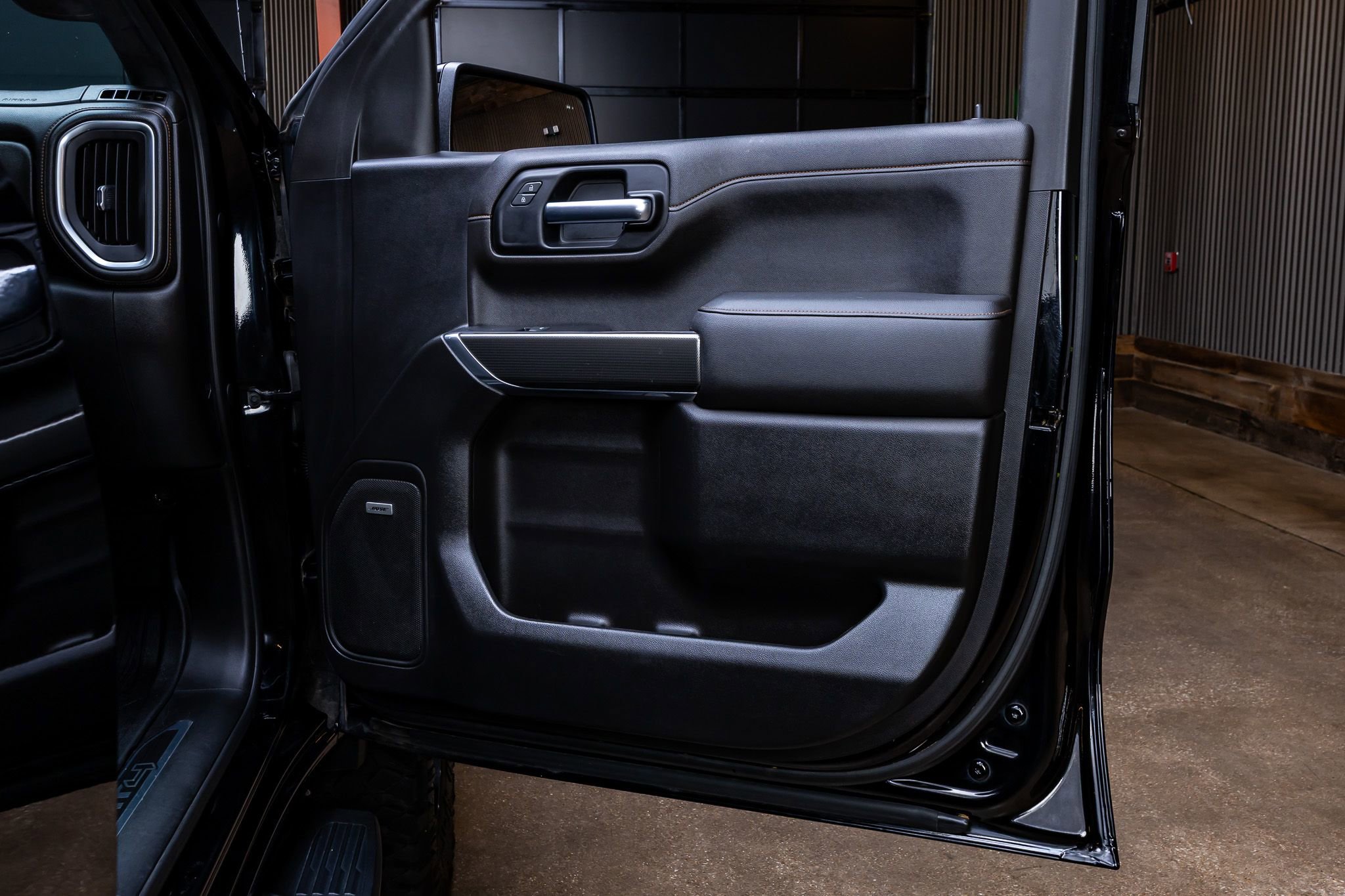 Used 2019 GMC Sierra 1500 AT4 w/ AT4 Premium Package AWD/4WD image 35