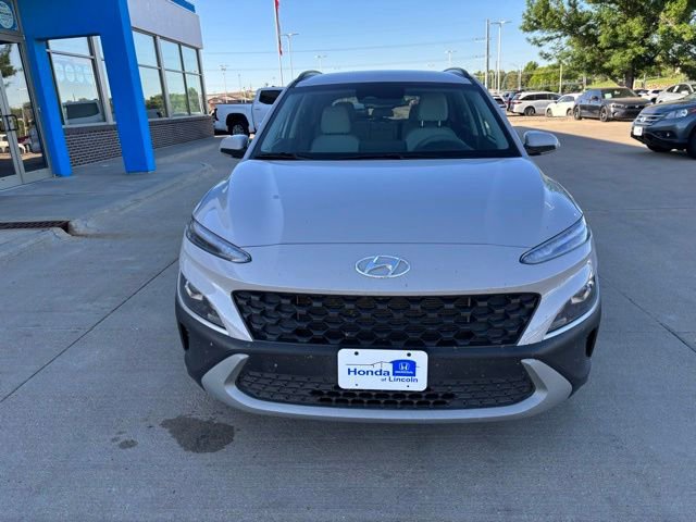 Used 2023 Hyundai Kona SEL AWD/4WD image 2