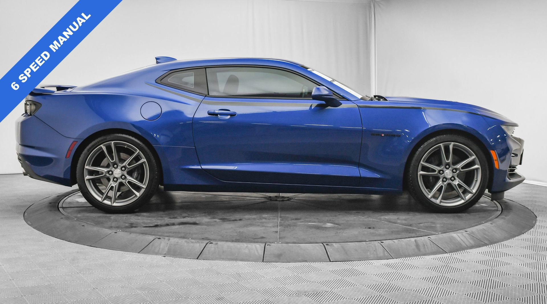 Used 2019 Chevrolet Camaro SS image 9