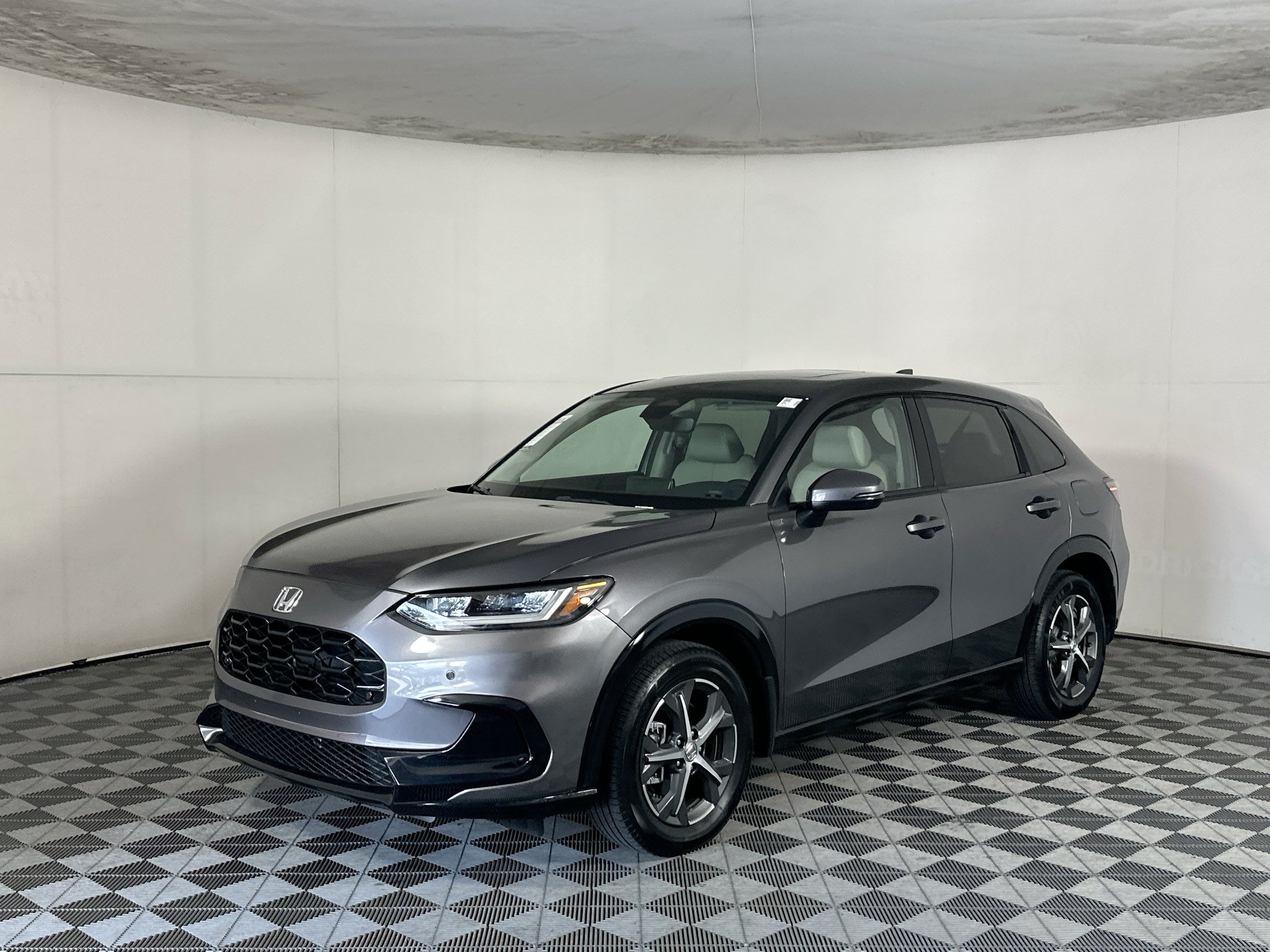Used 2024 Honda HR-V EX-L image 7