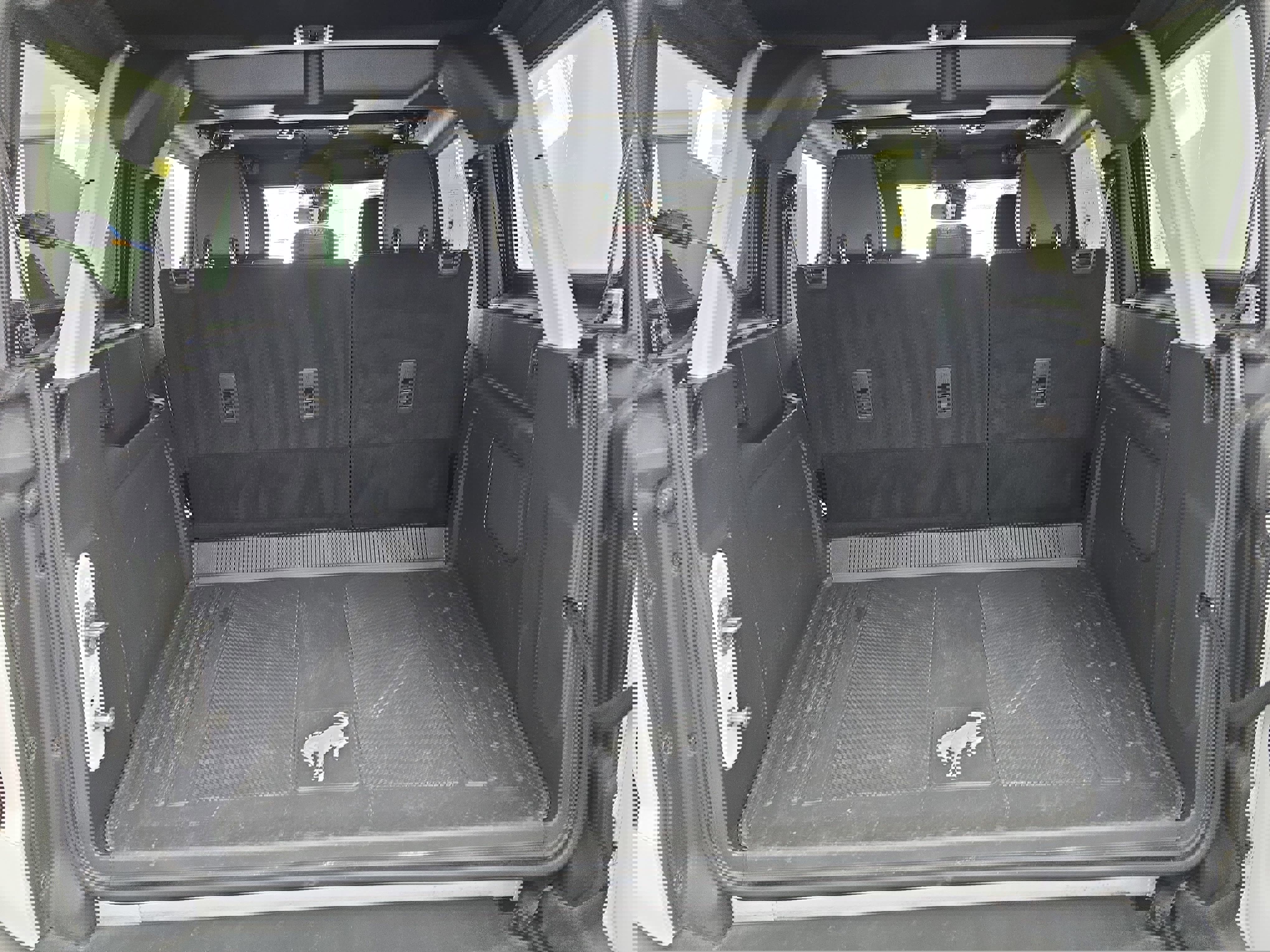 Used 2023 Ford Bronco Wildtrak image 12