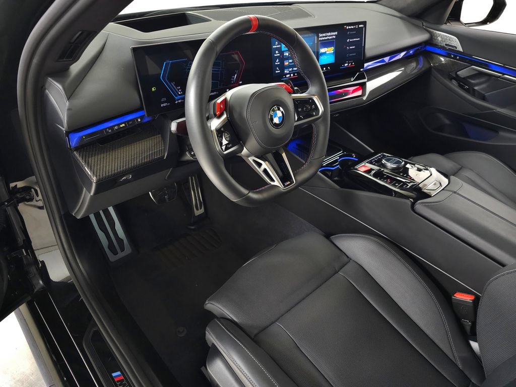 Used 2026 BMW M5 Touring AWD/4WD image 17