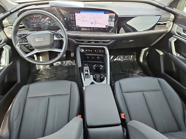 Certified 2025 Audi Q5 Premium w/ Convenience Package AWD/4WD image 18