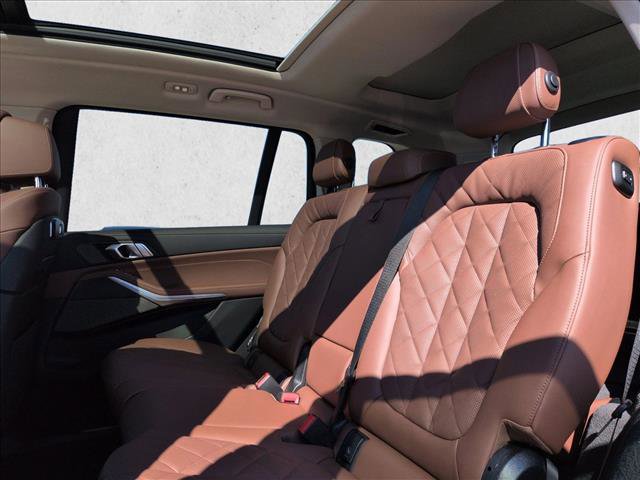 Certified 2026 BMW X7 xDrive40i image 21