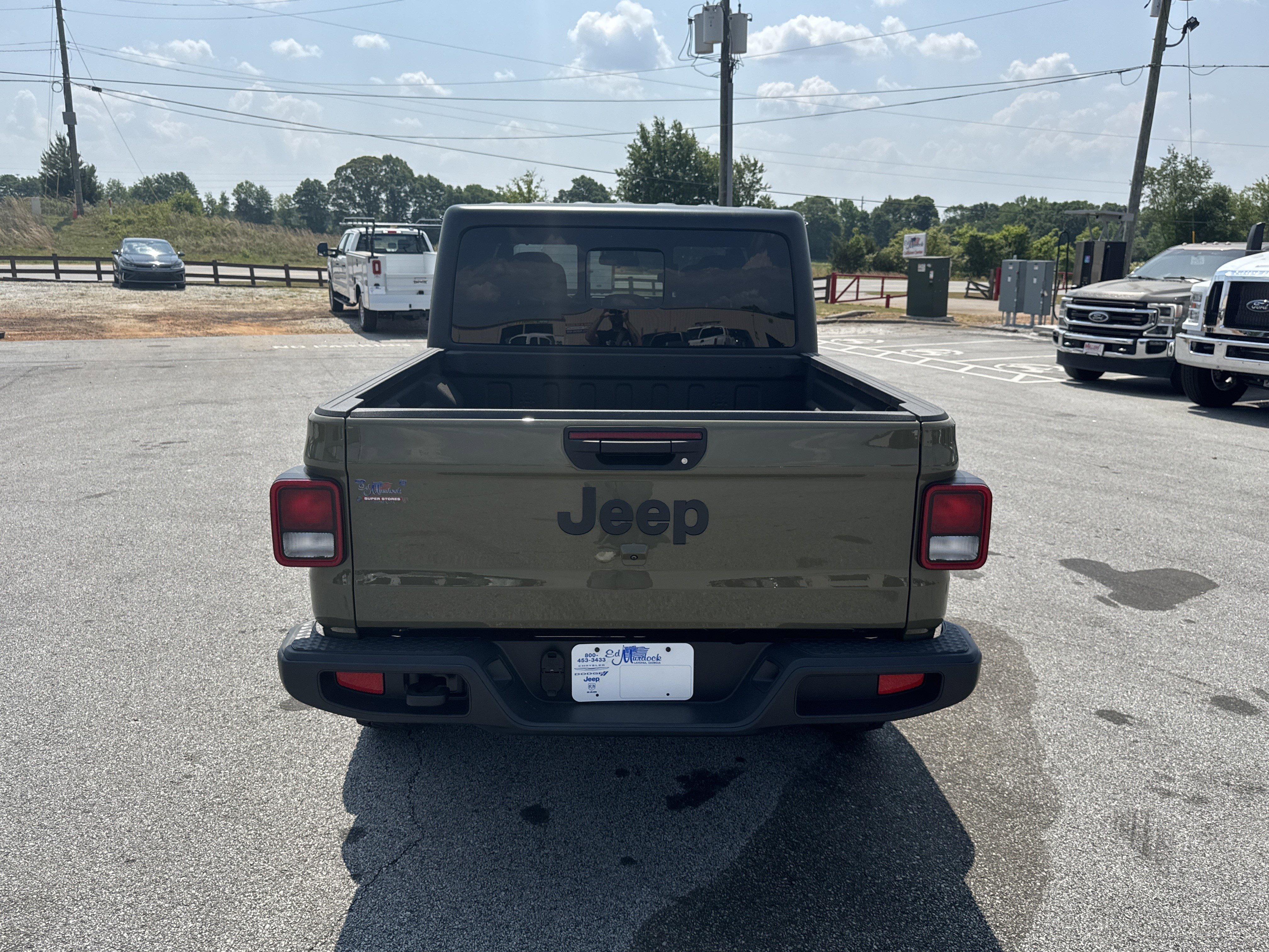 New 2025 Jeep Gladiator Sport AWD/4WD image 6