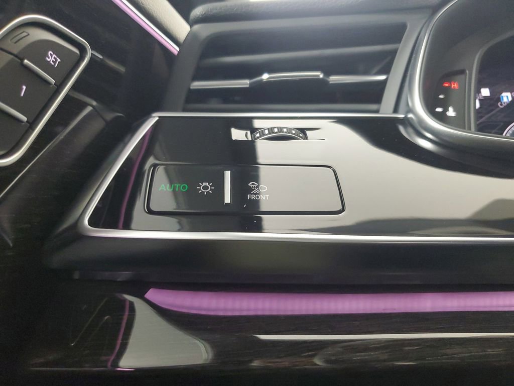 Used 2026 Audi Q8 Prestige image 35