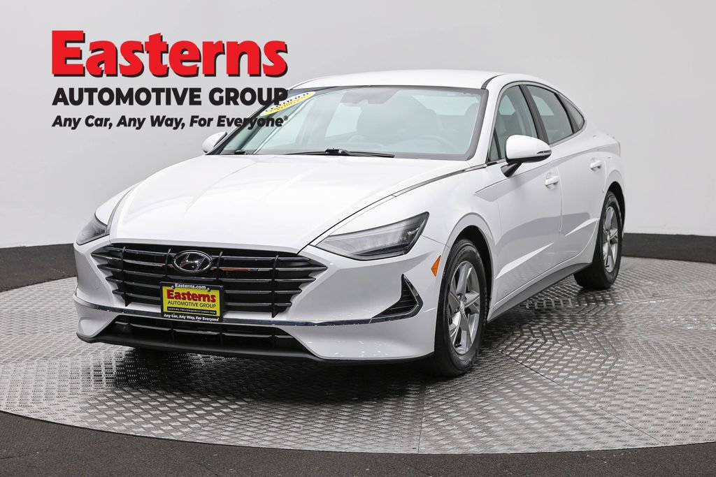 Used 2023 Hyundai Sonata SE FWD image 1