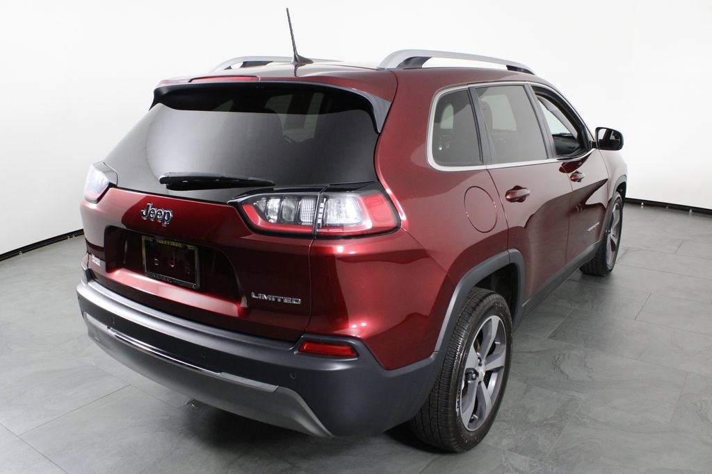 Used 2019 Jeep Cherokee Limited image 16