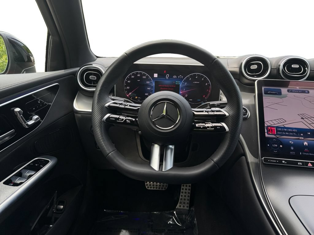 Used 2024 Mercedes-Benz GLC 300 4MATIC image 12