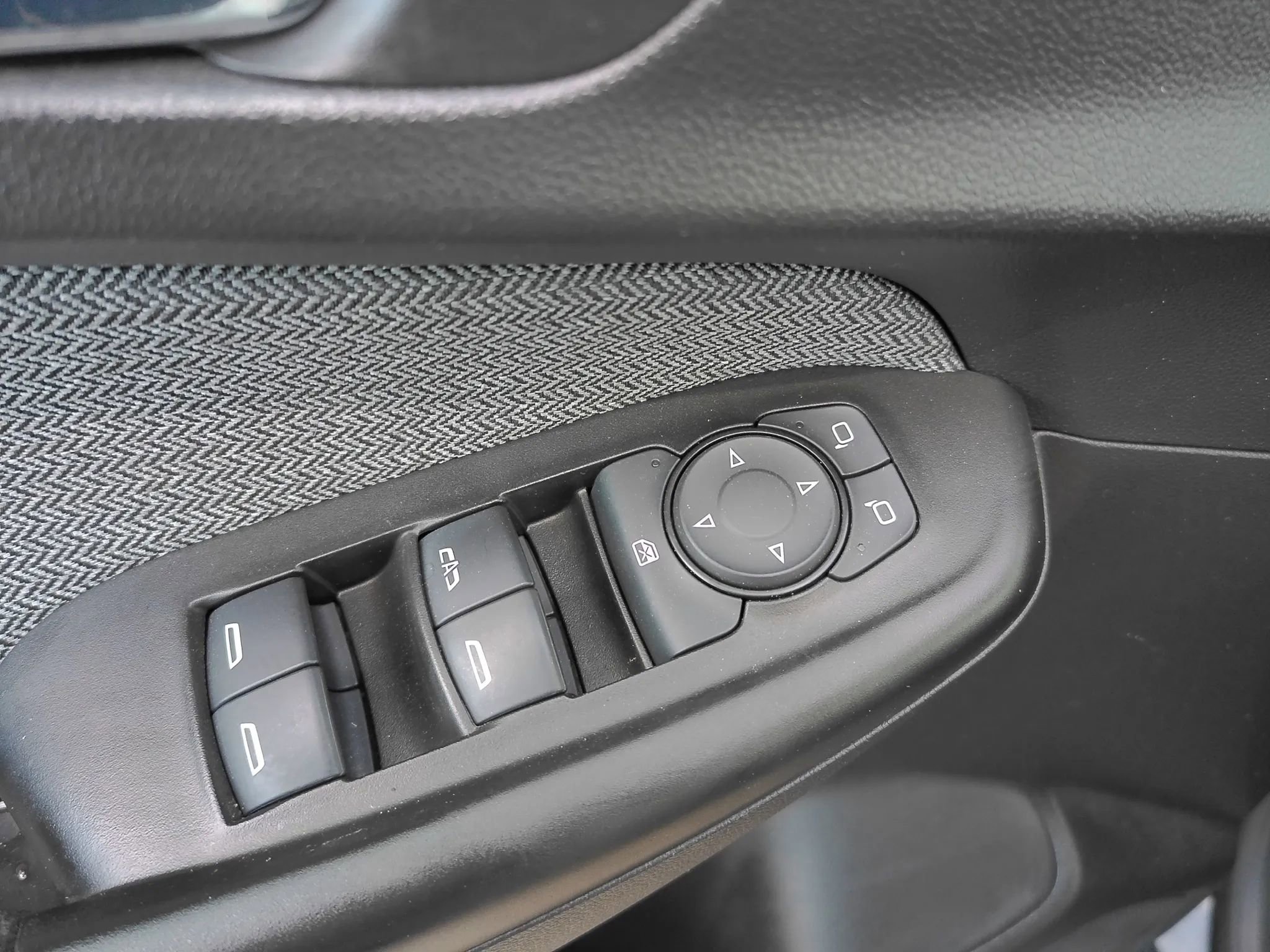 Used 2021 Chevrolet TrailBlazer LS image 21