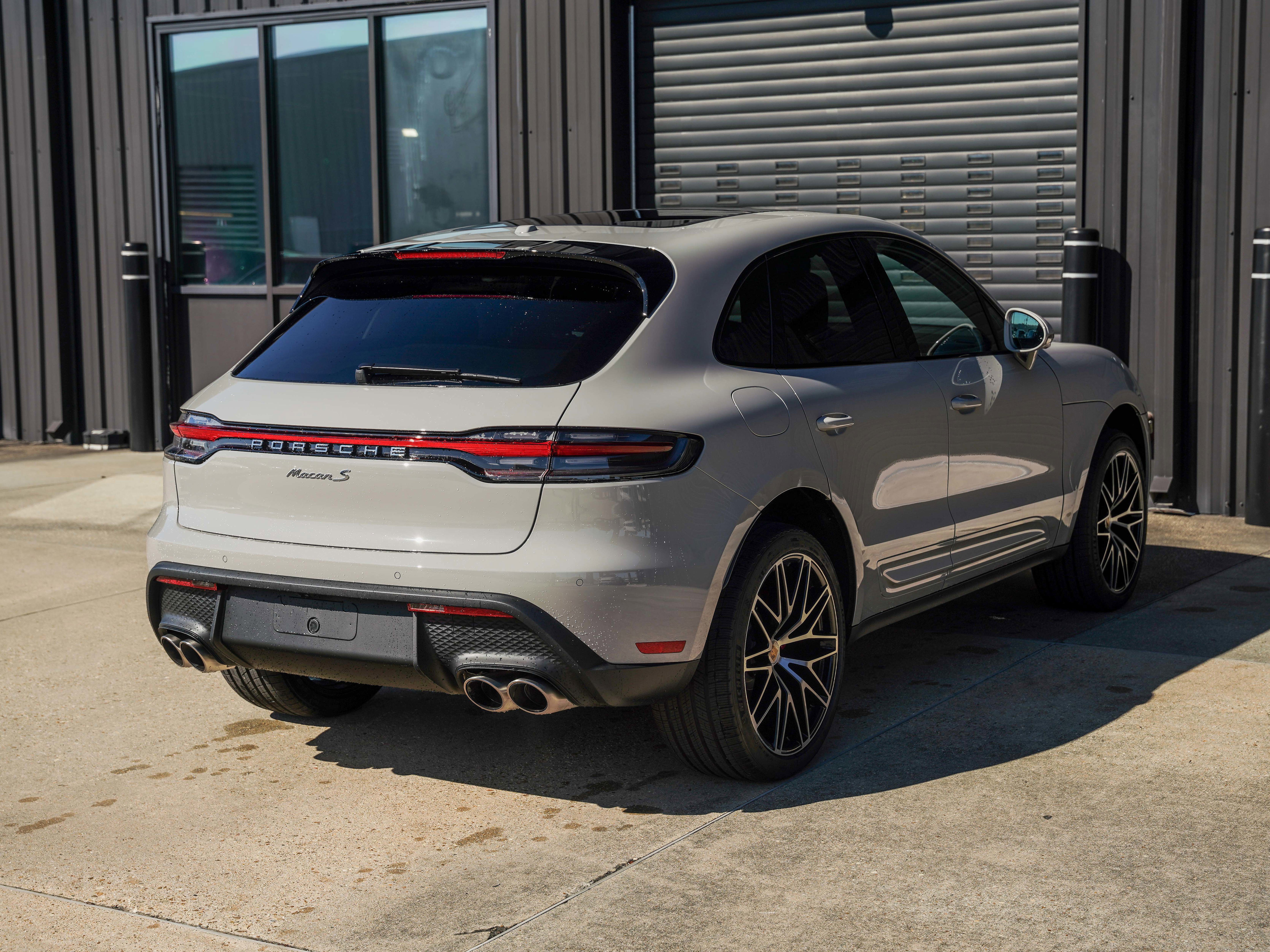 New 2026 Porsche Macan S image 10