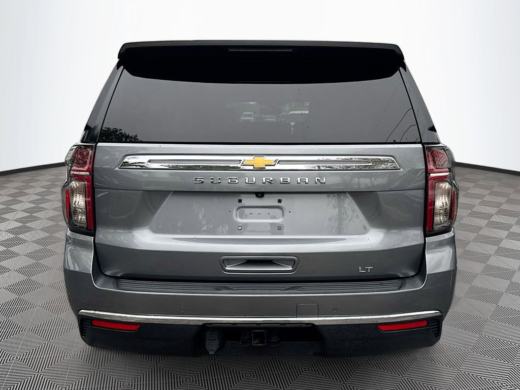 Used 2022 Chevrolet Suburban LT w/ Luxury Package image 7
