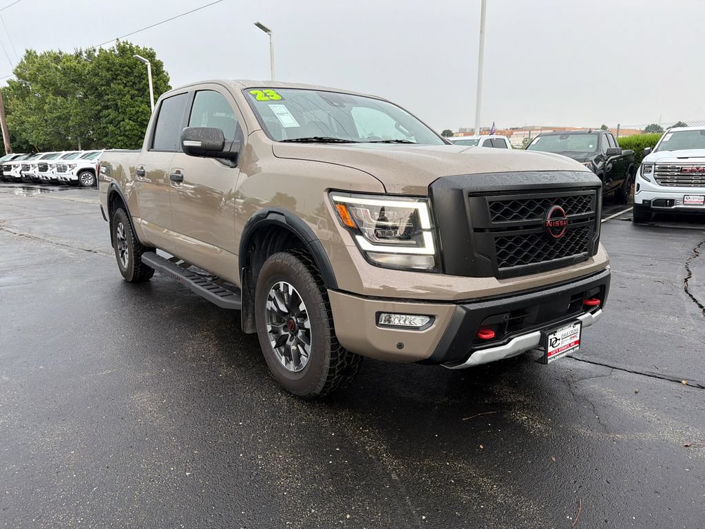 Used 2023 Nissan Titan PRO-4X w/ Pro-4x Convenience Package AWD/4WD image 3