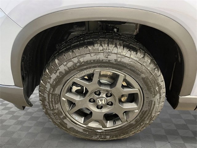 New 2025 Honda Pilot TrailSport image 12