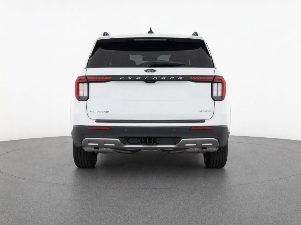 New 2026 Ford Explorer Active w/ Active Comfort Package AWD/4WD image 6