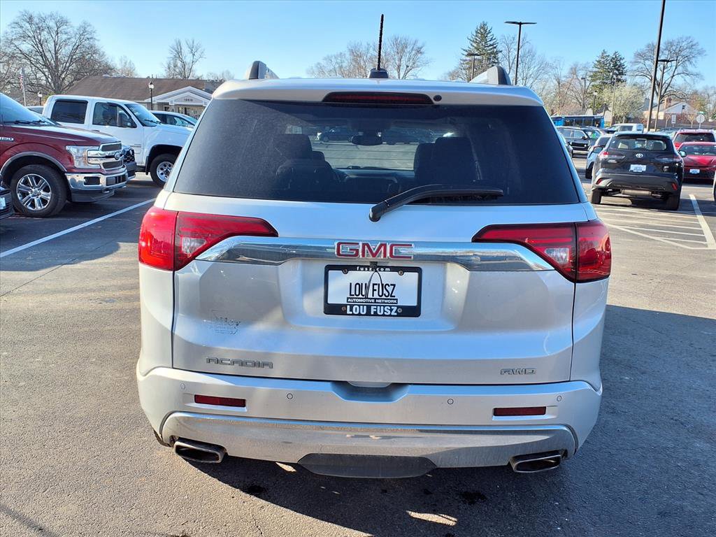 Used 2017 GMC Acadia Denali w/ Technology Package image 32