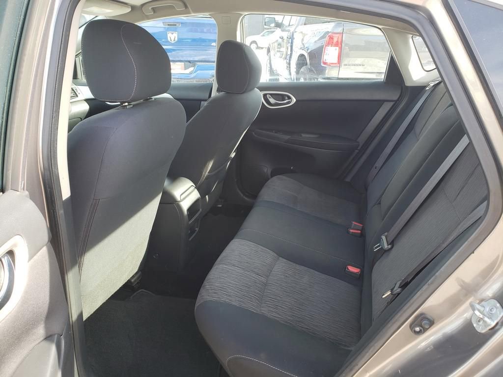 Used 2015 Nissan Sentra SV image 16