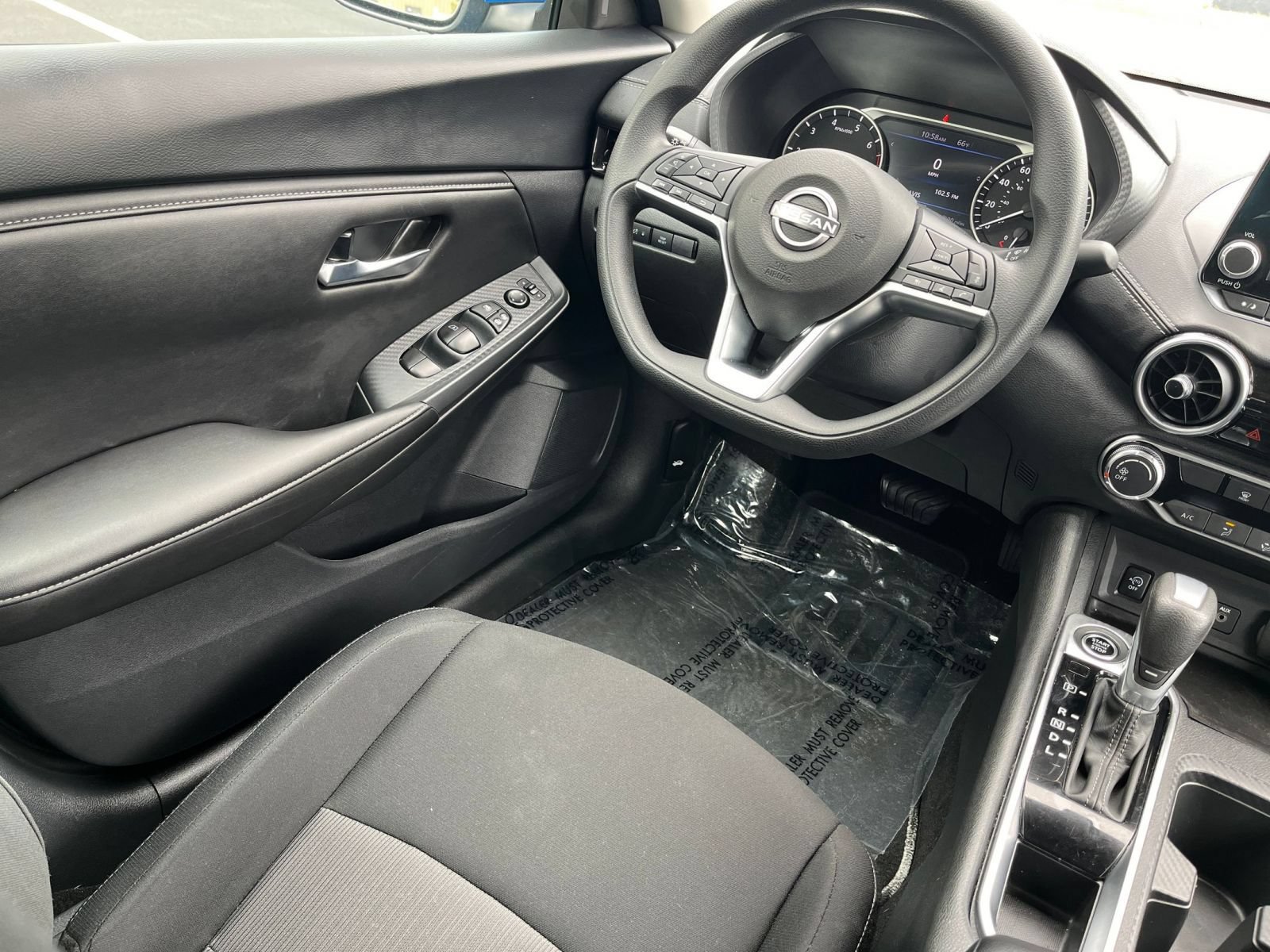 Used 2025 Nissan Sentra SV FWD image 39