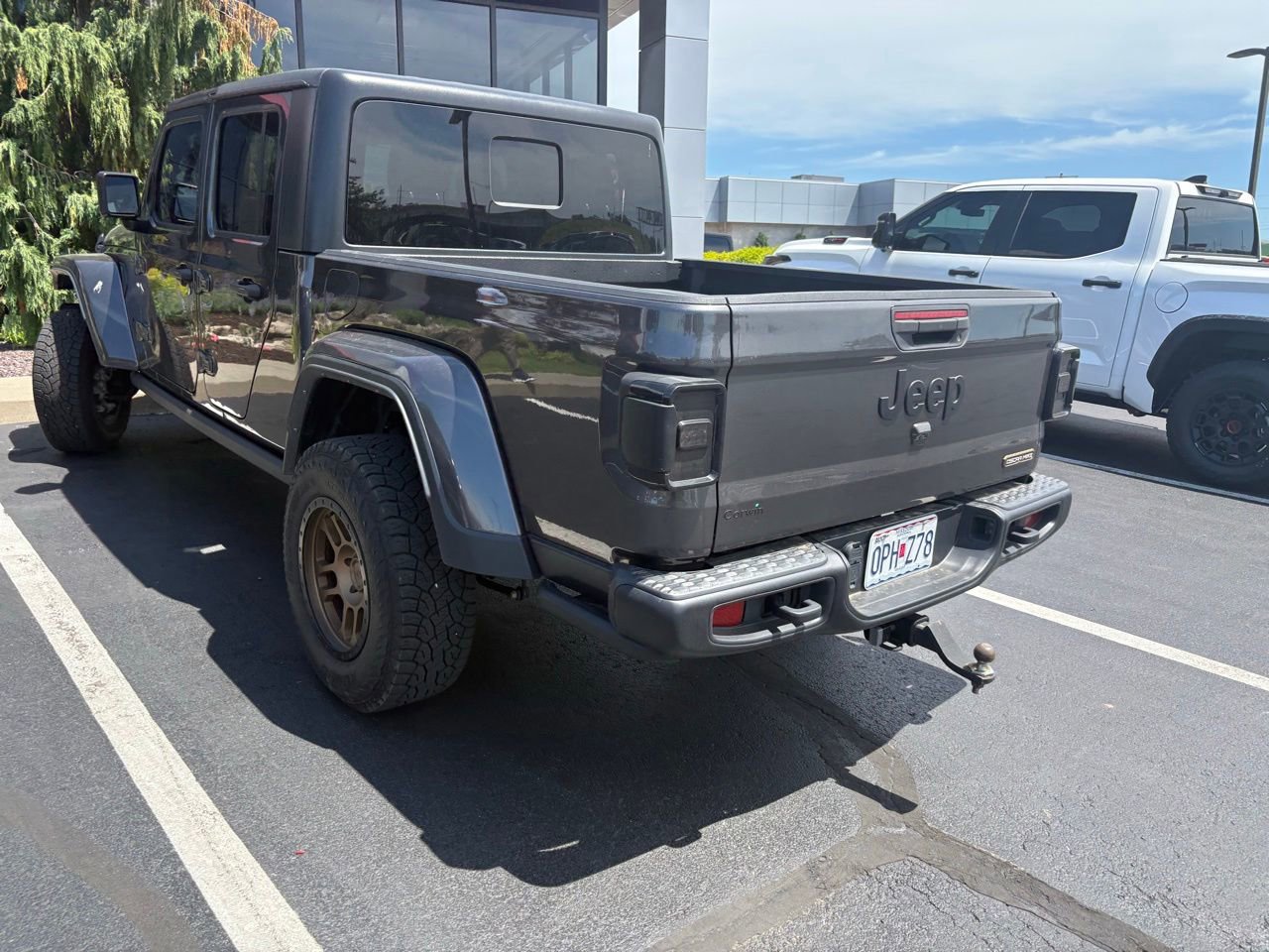 Used 2023 Jeep Gladiator Sport AWD/4WD image 5