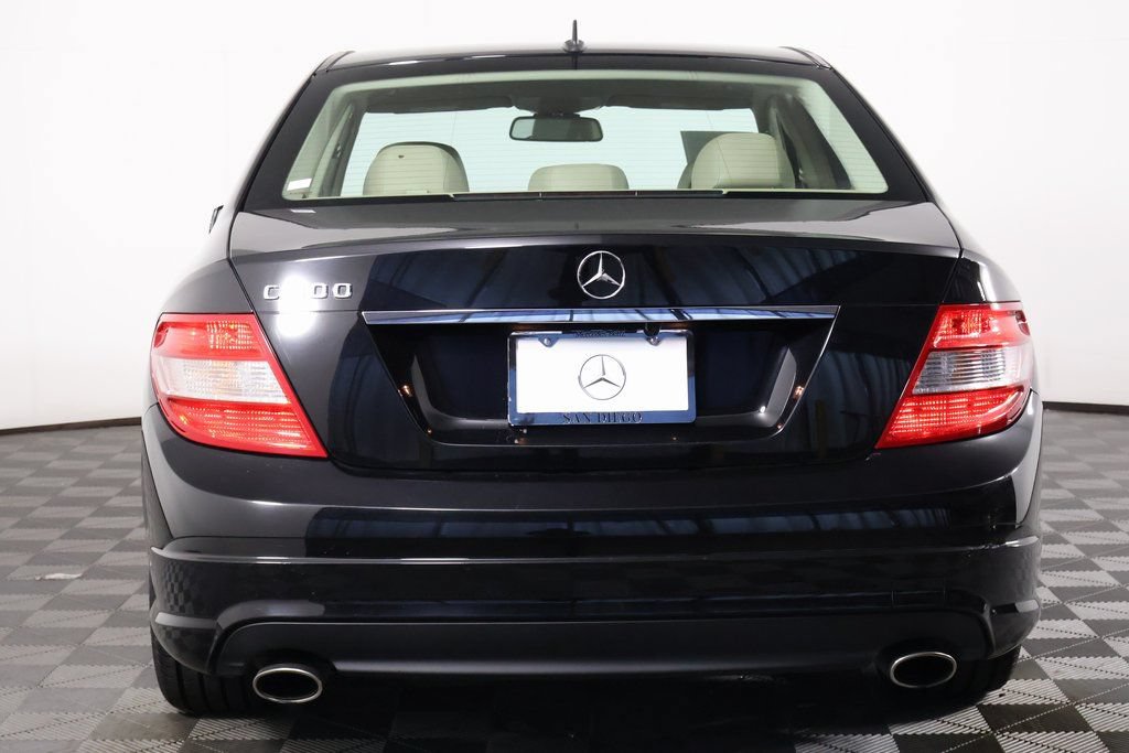 Used 2011 Mercedes-Benz C 300 Sedan image 5