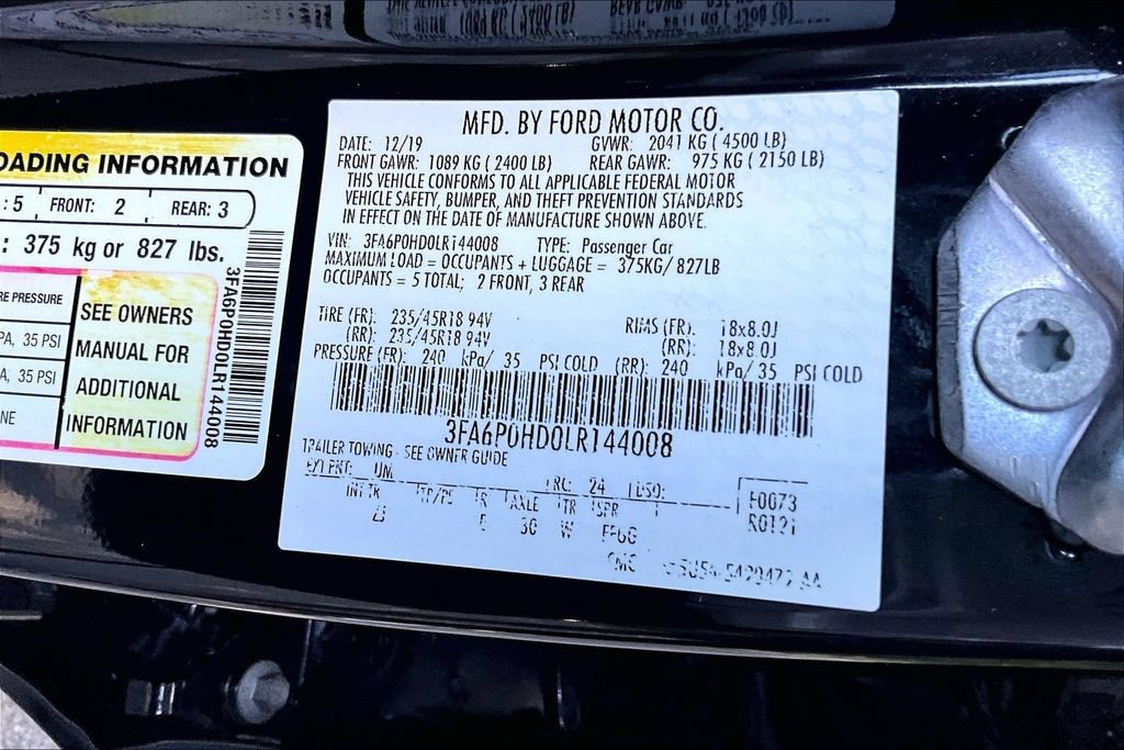 Used 2020 Ford Fusion SE w/ Equipment Group 151A FWD image 16