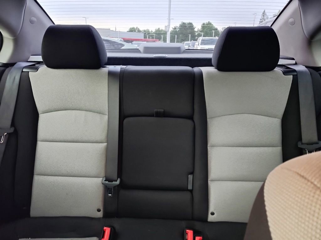 Used 2014 Chevrolet Cruze LS FWD image 12
