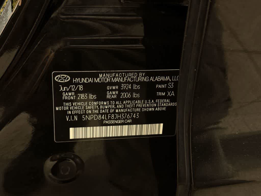 Used 2018 Hyundai Elantra Limited FWD image 13
