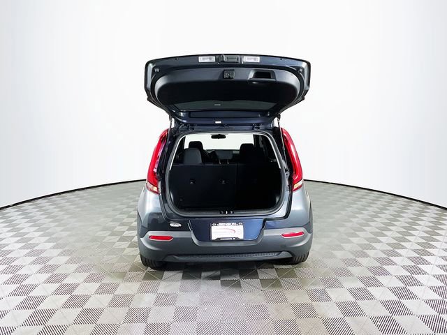Used 2020 Kia Soul LX image 25