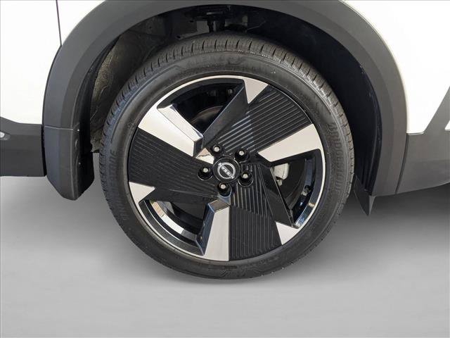 Used 2025 Nissan Kicks SR AWD/4WD image 22