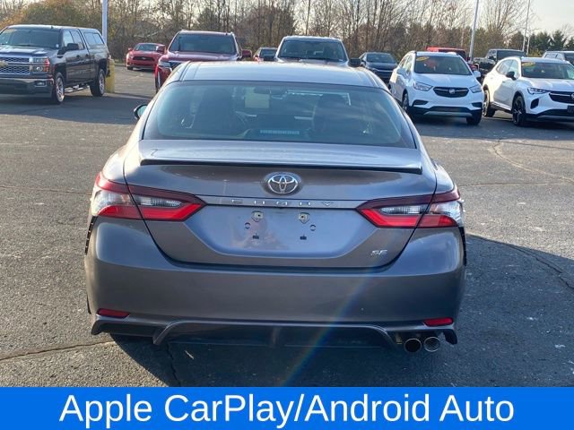 Used 2023 Toyota Camry SE image 5