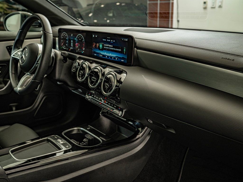 Certified 2025 Mercedes-Benz CLA 250 4MATIC image 21