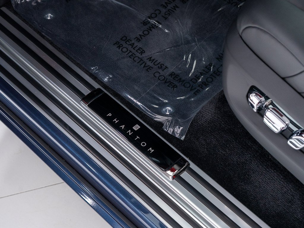 New 2026 Rolls-Royce Phantom Sedan image 13
