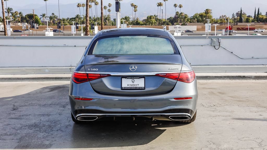 Used 2025 Mercedes-Benz S 580 4MATIC Sedan image 8